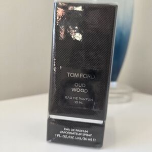 Tom Ford Oud Wood Eau de Parfum – 30 ml (New & Sealed)